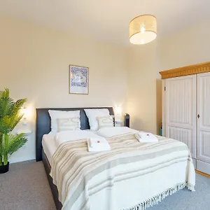 https://apt-mit-traveblick-inkl-fahrrader.hamburg-hotels-de.com